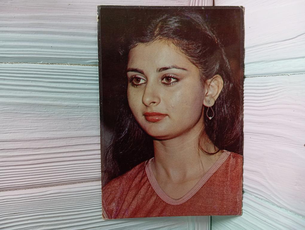 Poonam Dhillon rare postcard