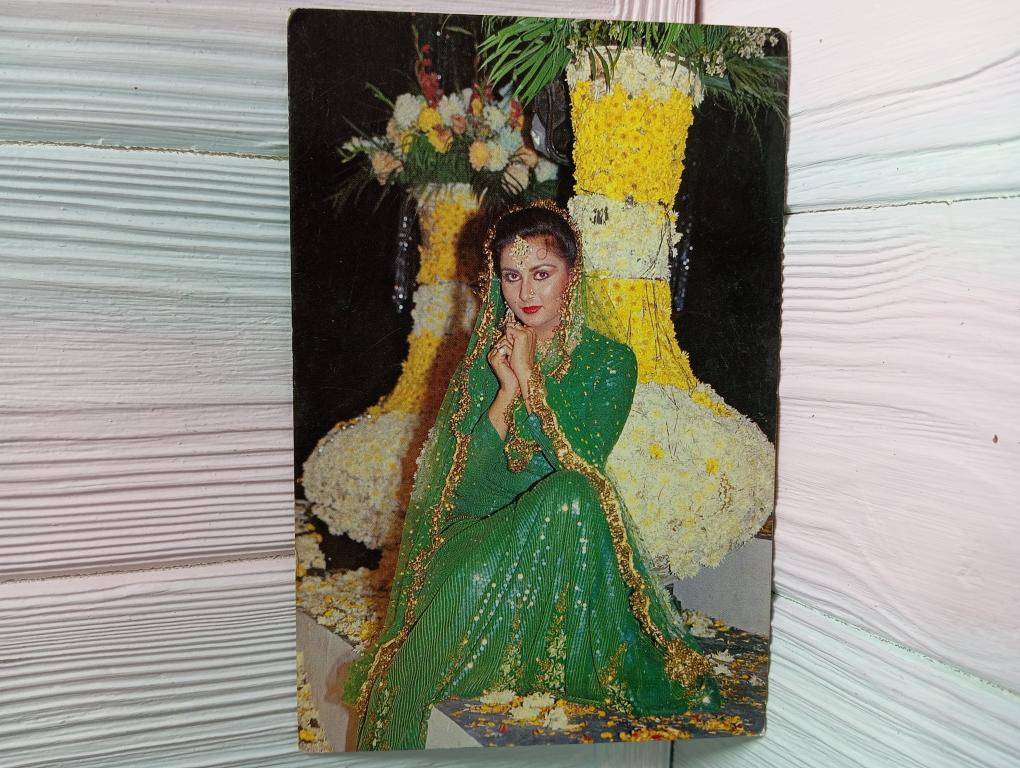 Poonam Dhillon rare postcard