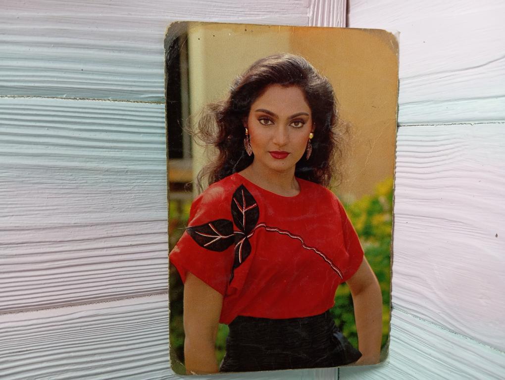 Madhavi bollywood rare postcard